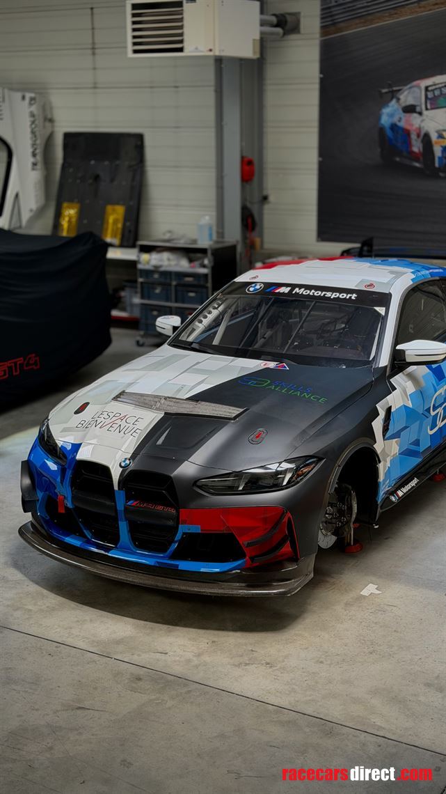 bmw-m4-gt4-g82-evo