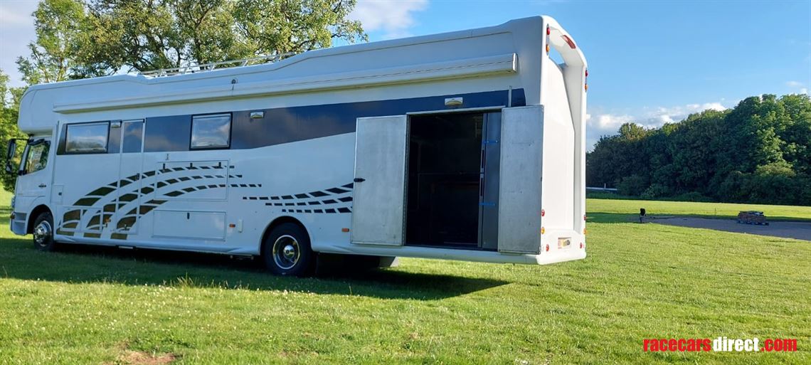 mercedes-motorhome-race-support