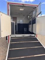 2013-iveco-solitaire