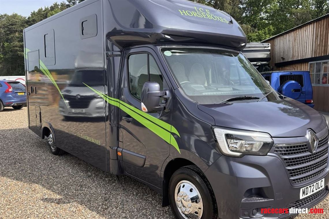 2025-ice-horsebox-395t-new-build