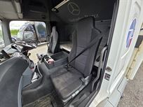 mercedes-2-car-enclosed-tranporter-truck-temp