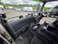 mercedes-2-car-enclosed-tranporter-truck-temp