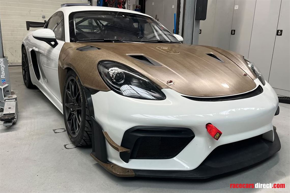 Porsche 718 Cayman GT4 RS Clubsport