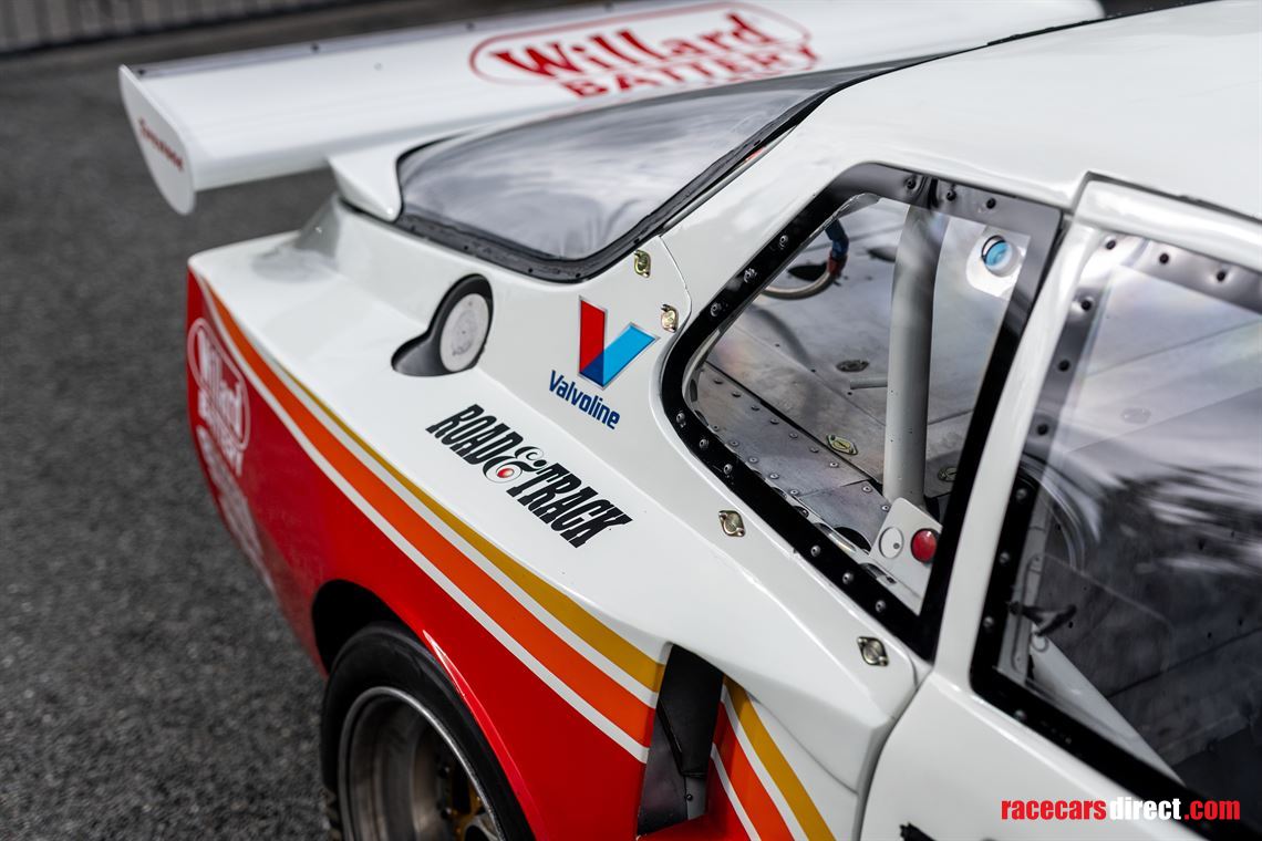 c-1981-porsche-924-carrera-gtr-imsa