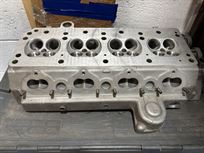 cosworth-head-and-parts