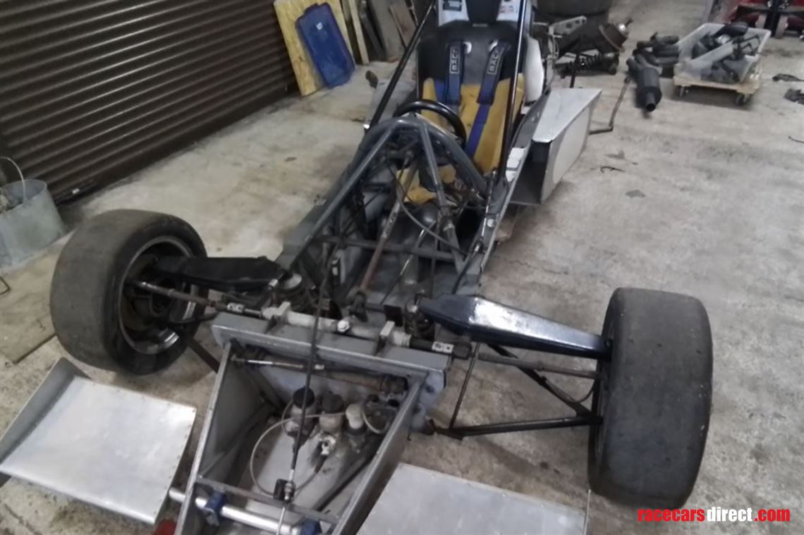lola-t582-ff2000