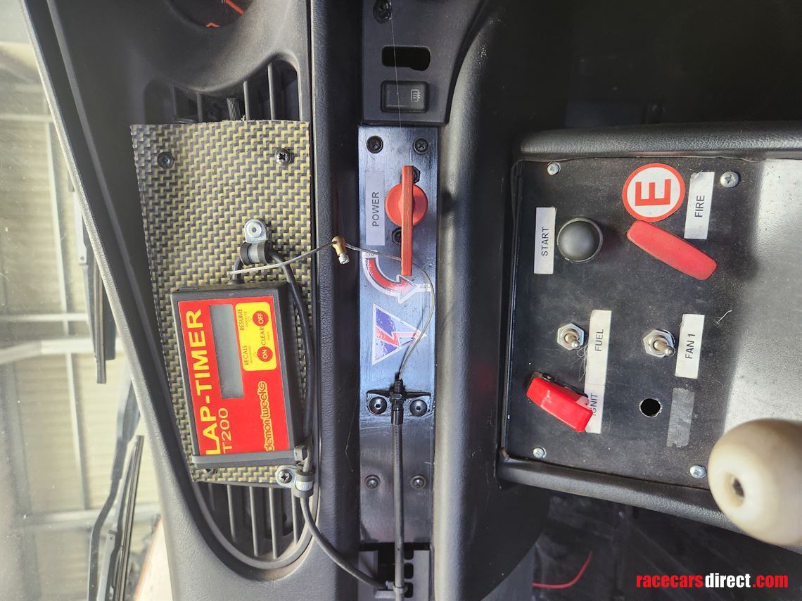 porsche-944-s-race-chassis-lsd-safety-devices