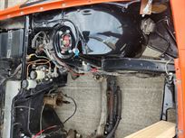 porsche-944-s-race-chassis-lsd-safety-devices
