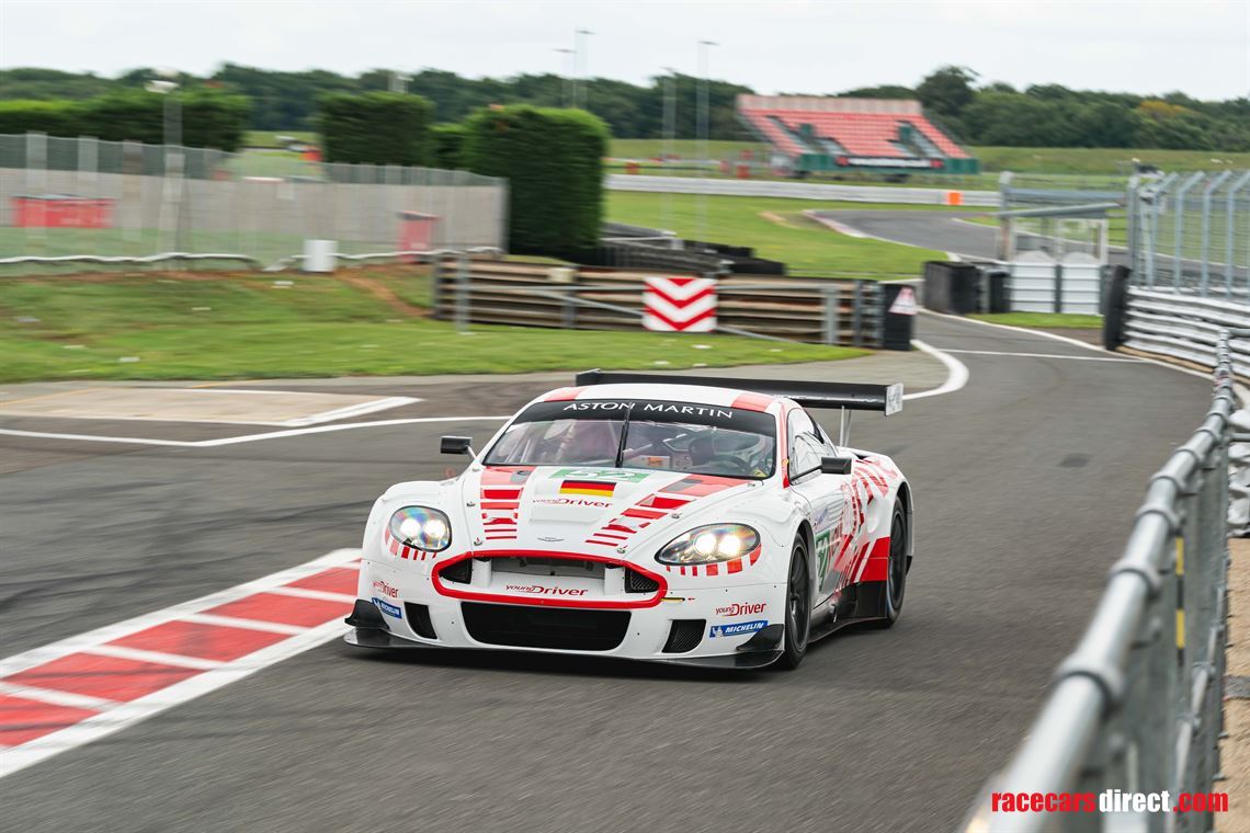 aston-martin-dbr9