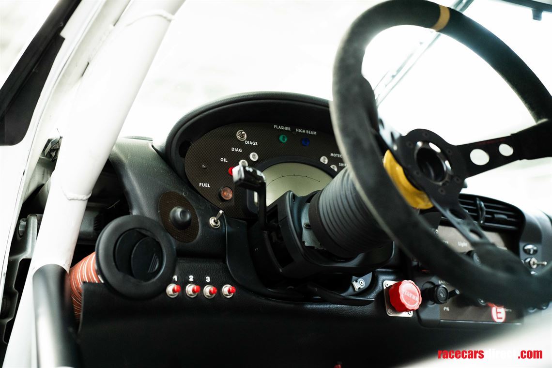 porsche-996-gt3-rsr-2004-le-mans-3rd-in-class