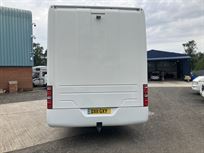 2011-niesmann-bischoff-8000i-lw-garage-motorh