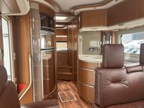 2011-niesmann-bischoff-8000i-lw-garage-motorh