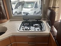 2011-niesmann-bischoff-8000i-lw-garage-motorh
