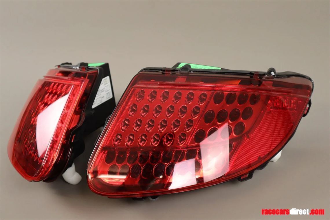 porsche-carrera-gt-rear-lights-headlights-rea