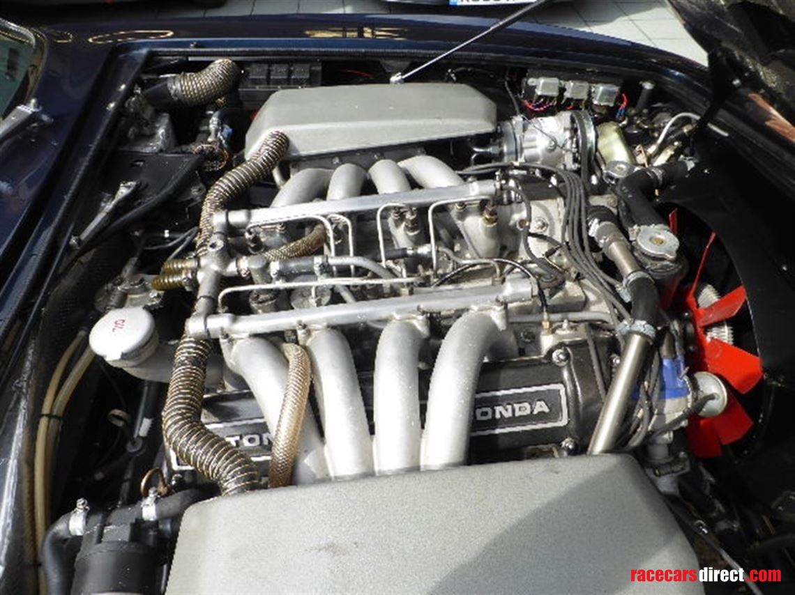 aston-martin-v8-saloon-bosch-fi
