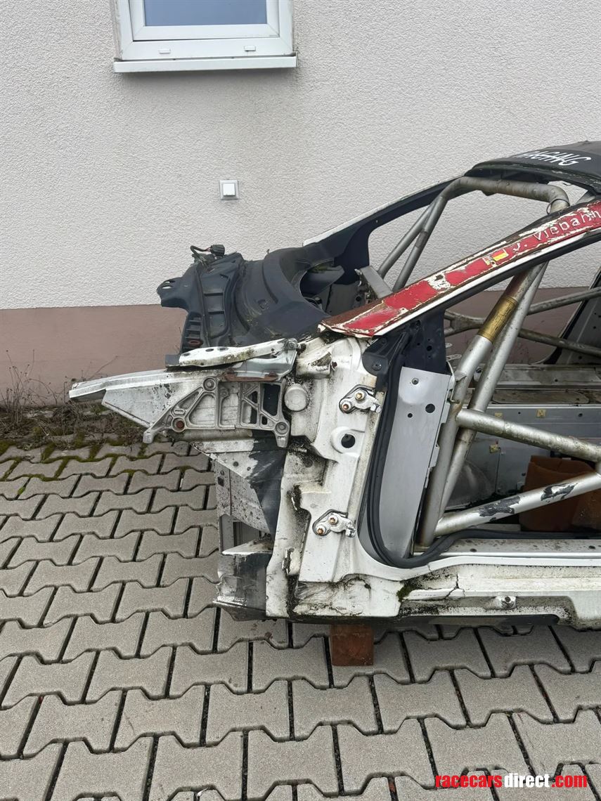 aston-martin-gt4-n24-chassis-body