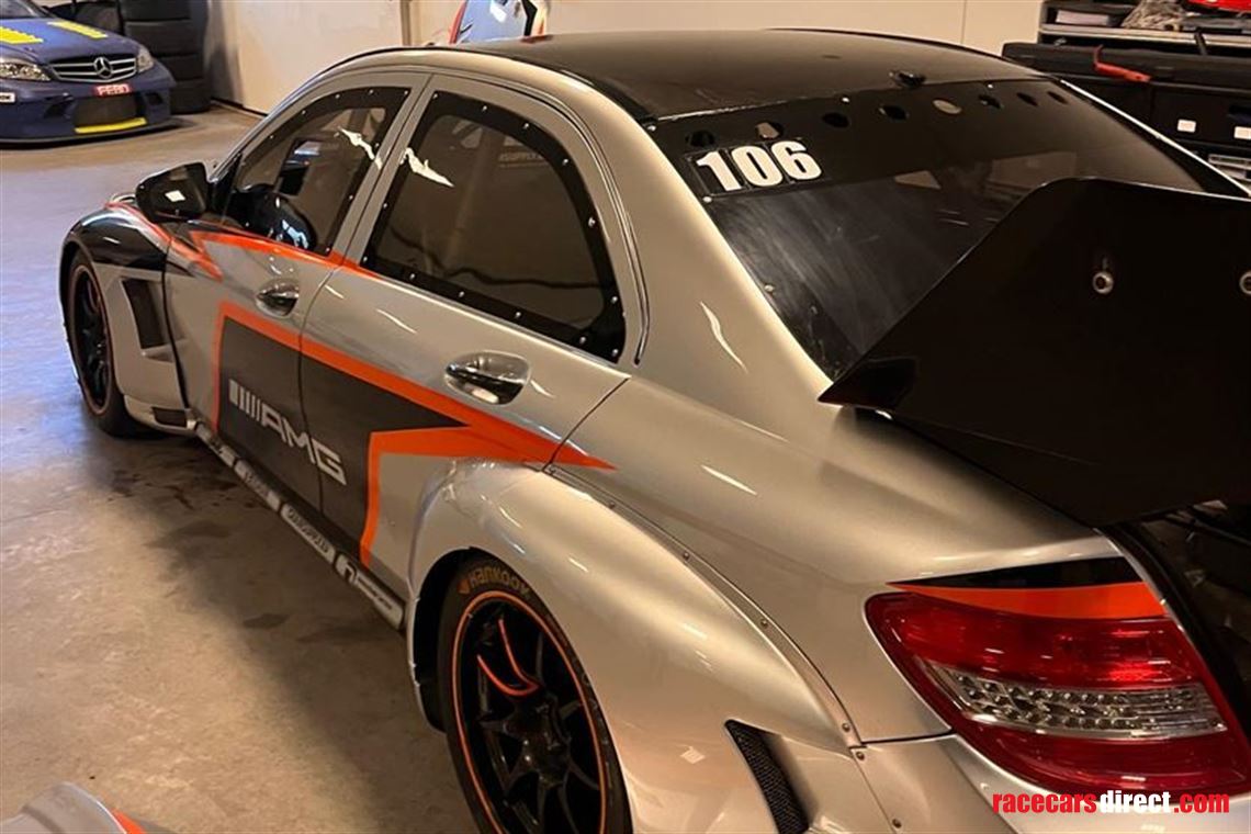 superstars-c63-from-former-f1-driver-vitanton