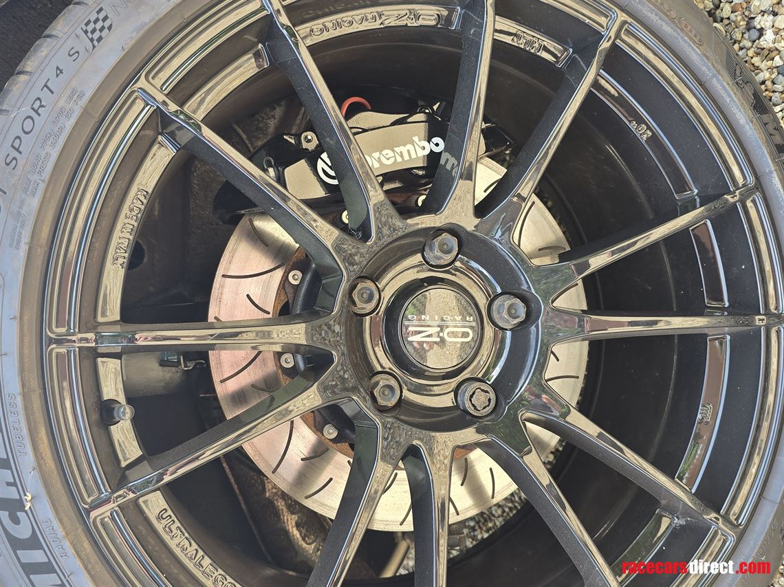 professionally-built-porsche-cayman