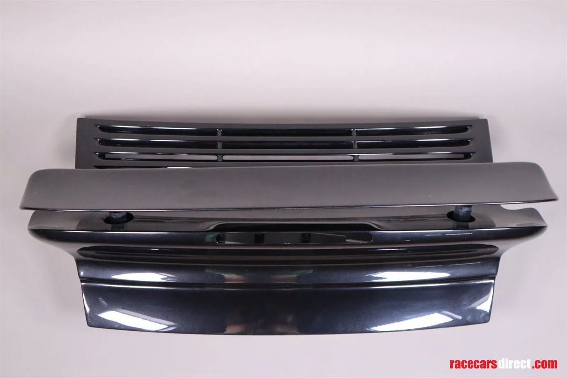porsche-996-turbo-rear-spoiler-with-wing-boar