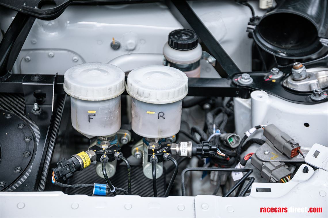 2016-porsche-911-9911-gt3-cup