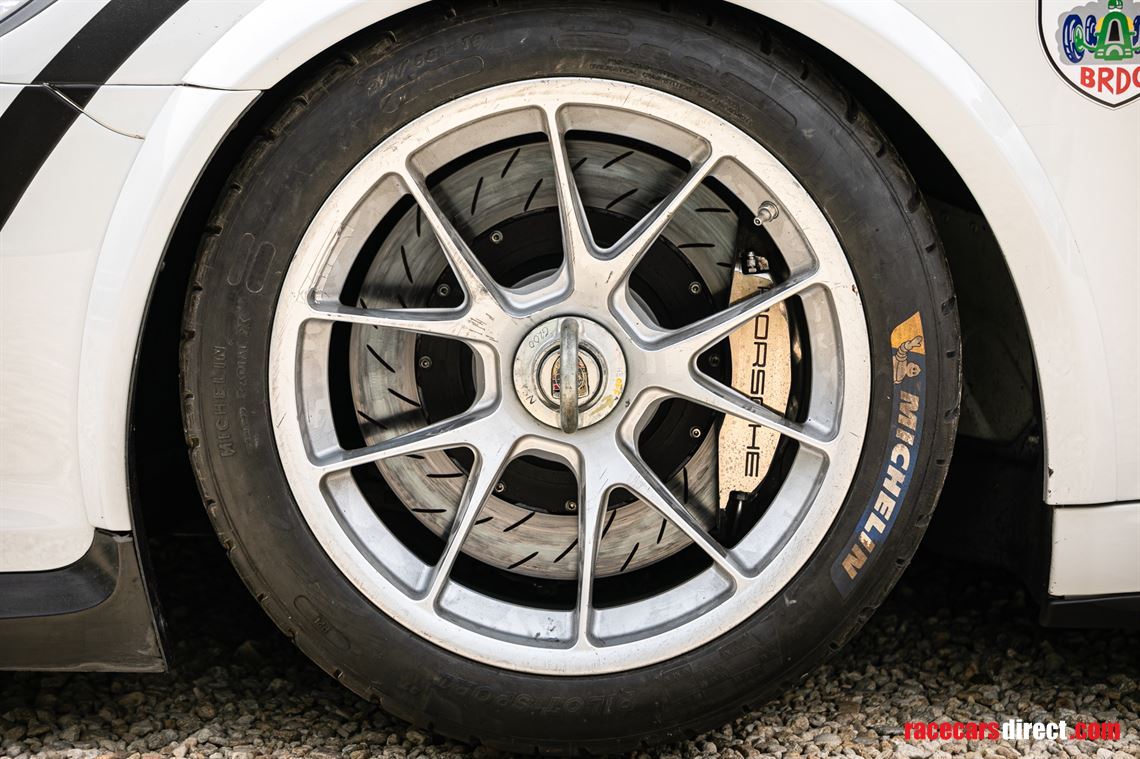 2016-porsche-911-9911-gt3-cup