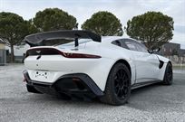 aston-martin-gt4