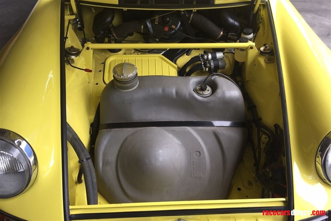 porsche-911-carrera-28-rsr