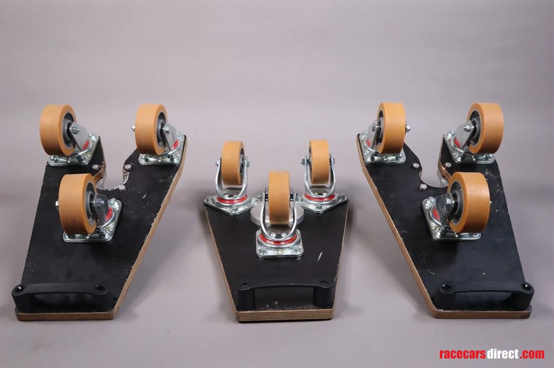 ferrari-laferrari-fxxk-safety-skates