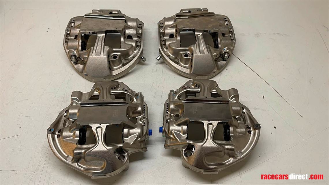 ap-6-pot-front-and-4-pot-rear-calipers