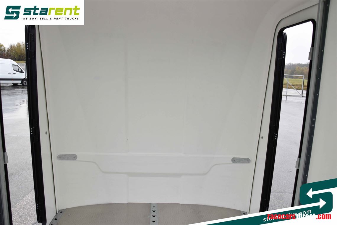 brian-james-trailers-box-van-600---reversing