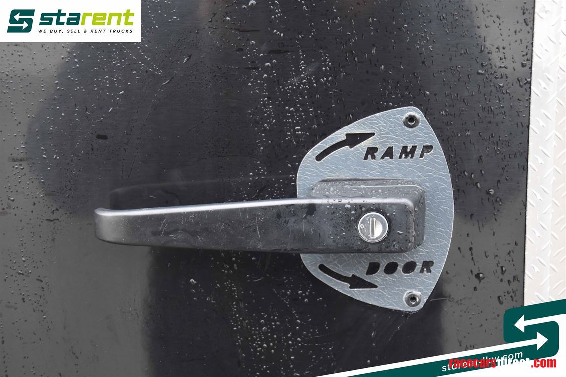 brian-james-trailers-box-van-600---reversing