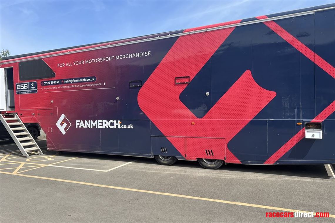4-car-race-trailer-with-awin