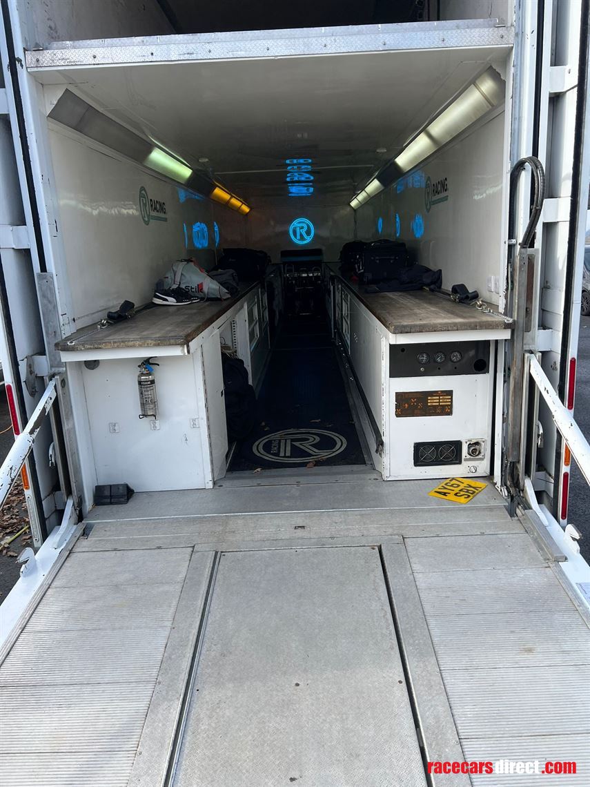 4-car-race-trailer-with-awin