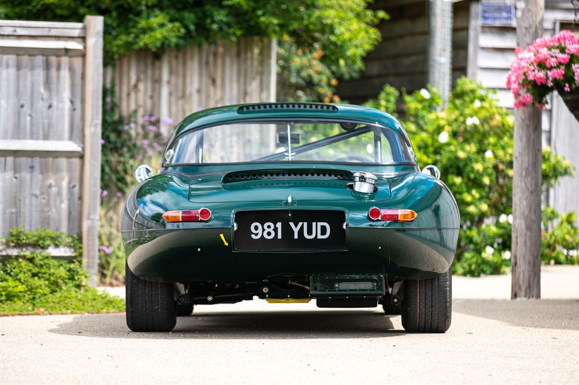1961-jaguar-e-type-series-i-38-litre-lightwei