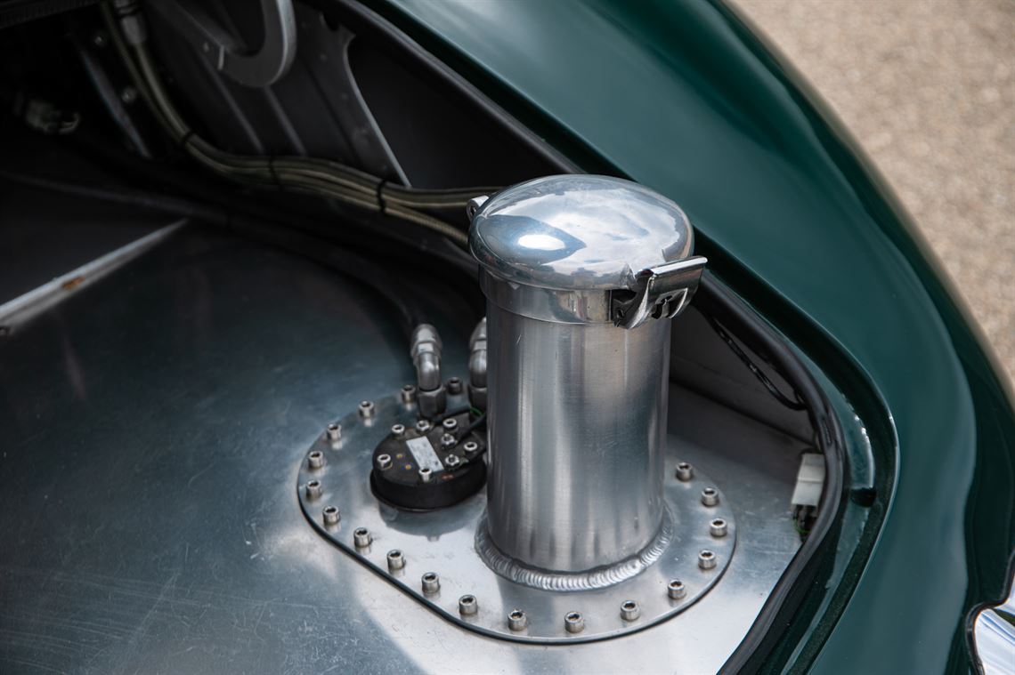 1961-jaguar-e-type-series-i-38-litre-lightwei
