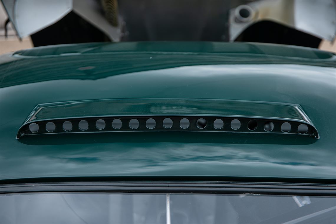 1961-jaguar-e-type-series-i-38-litre-lightwei