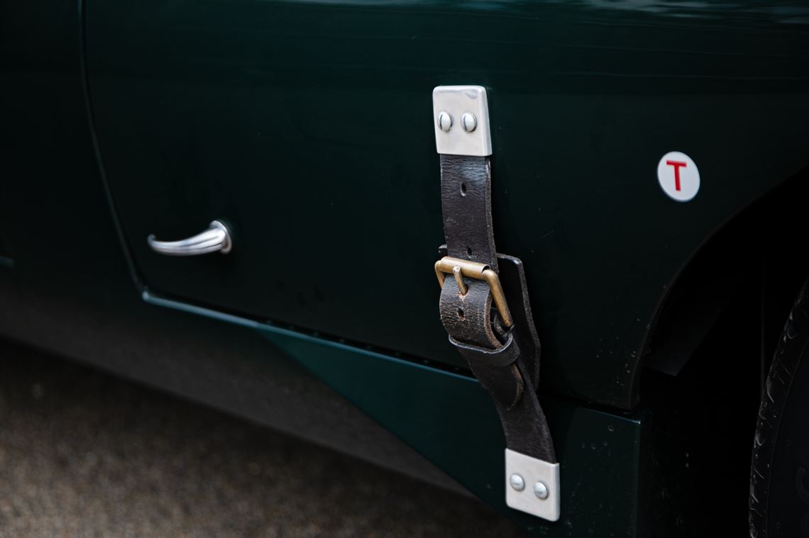 1961-jaguar-e-type-series-i-38-litre-lightwei