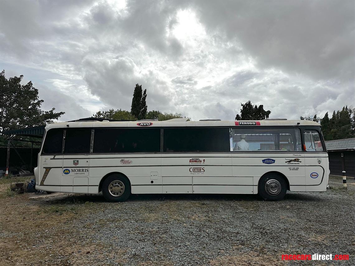 1964-leyland-leopard-race-transporter