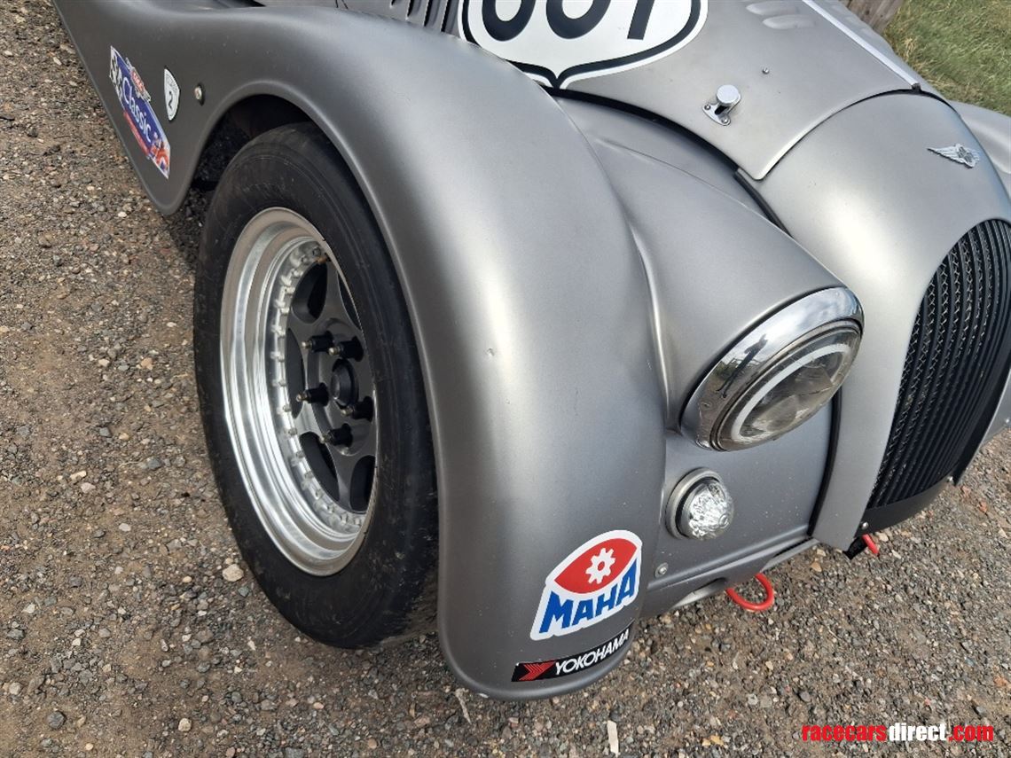 2017-morgan-ar-v6-roadster---race-road