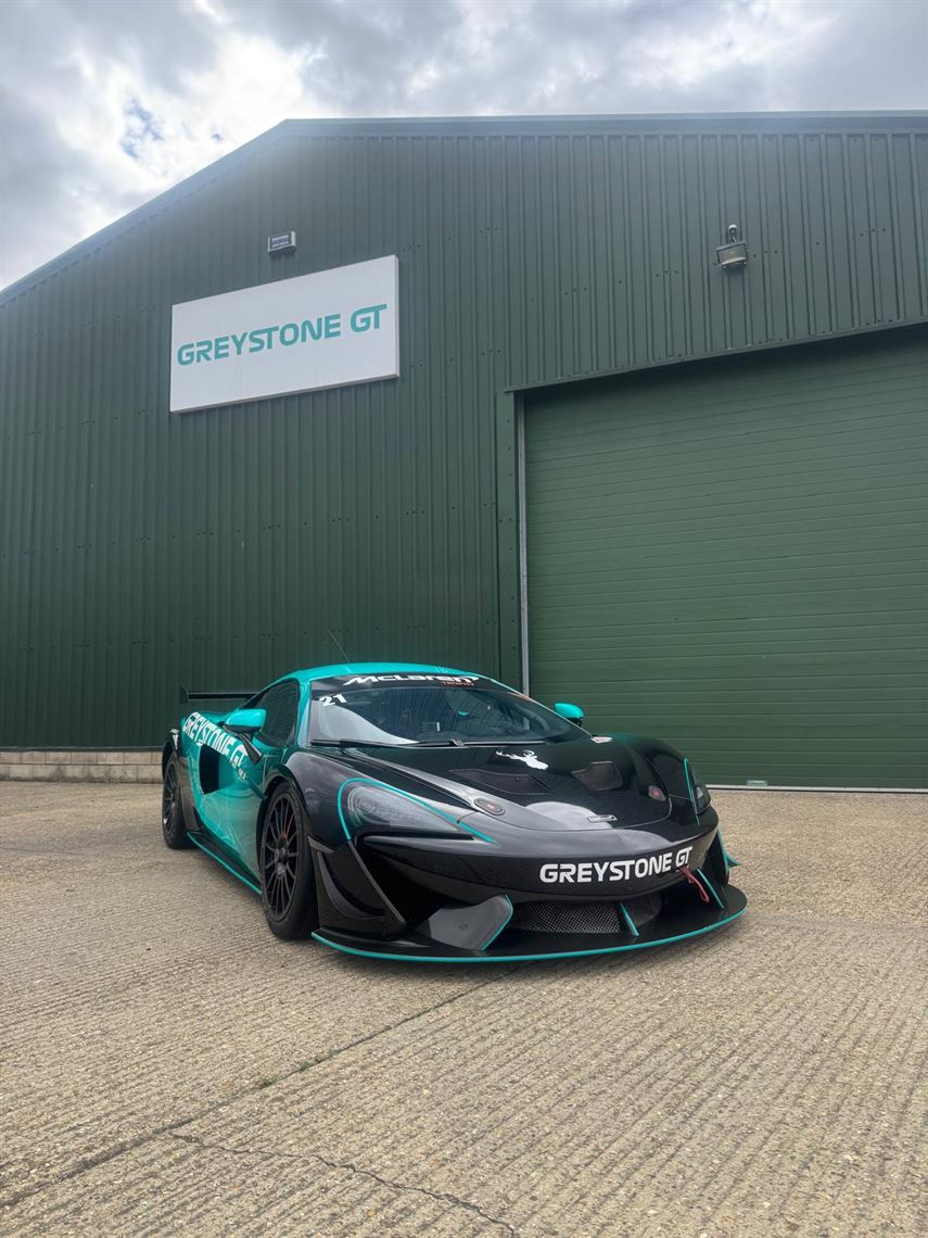 mclaren-570s-gt4-trophy---one-owner---only-16