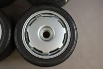 original-jaguar-xj220-speedline-wheels-with-t