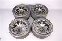 ferrari-599xx-wheel-set-with-pirelli-slicks