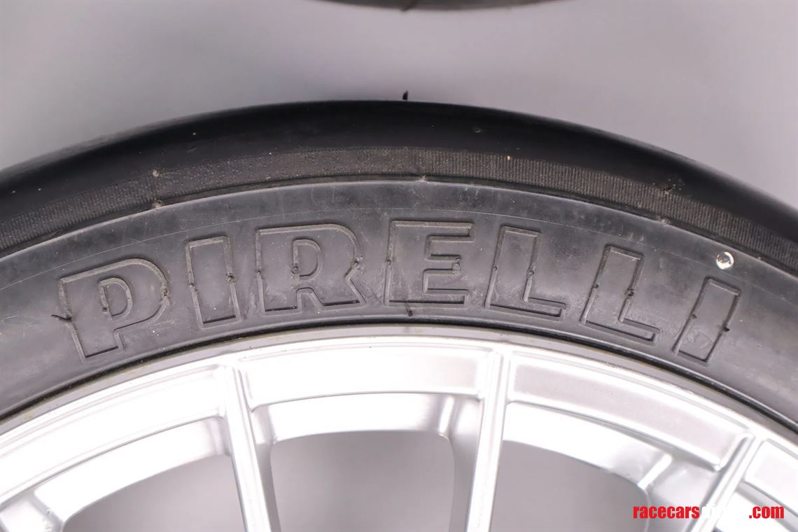 porsche-996-911-gt3rs-18-complete-wheel-set