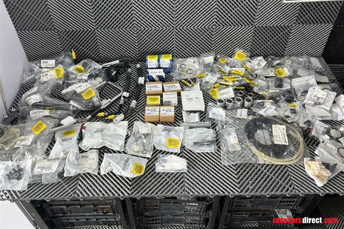 usednew-porsche-996997-and-gt3-gt3-cup-parts