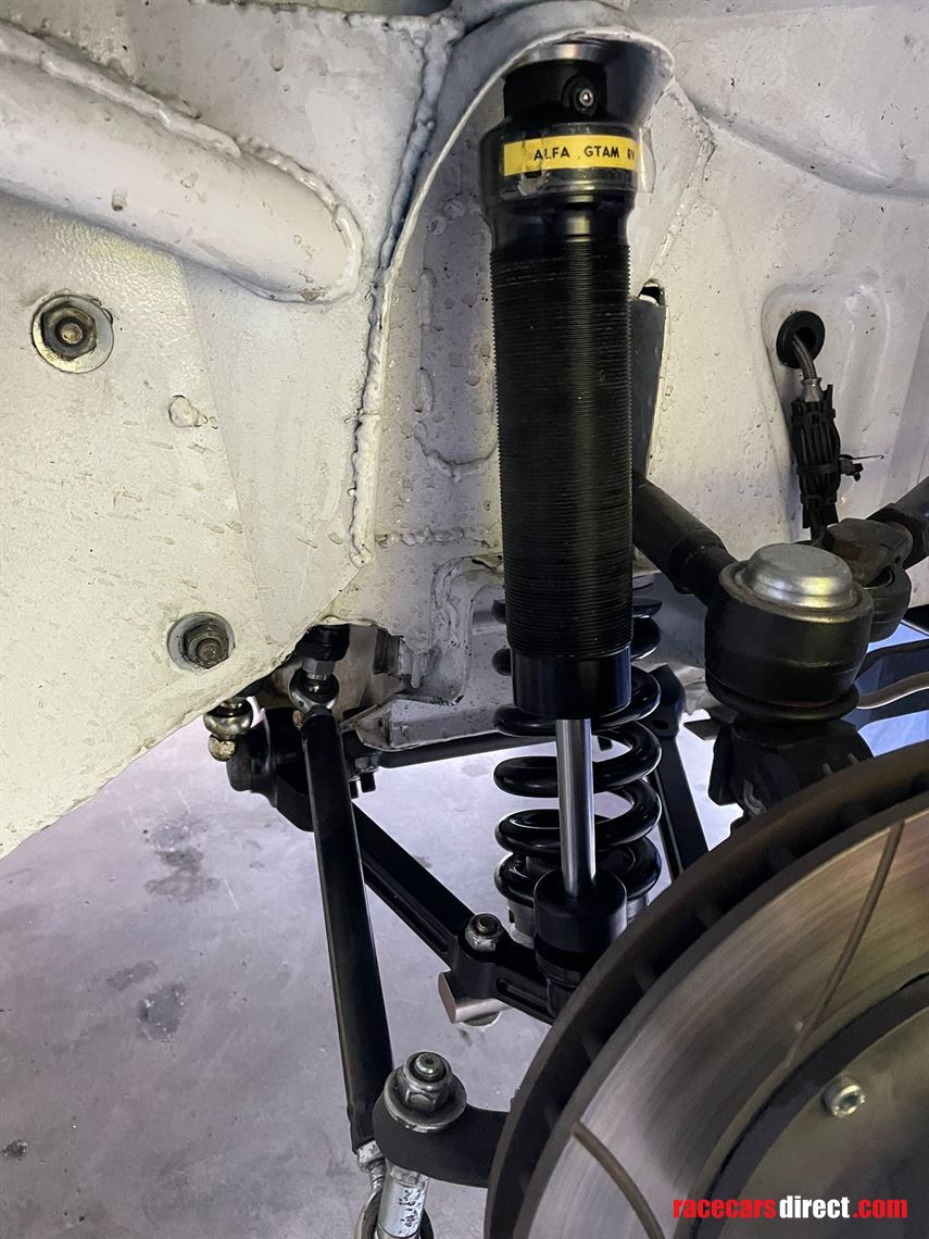 alfa-romeo-gtam-replica