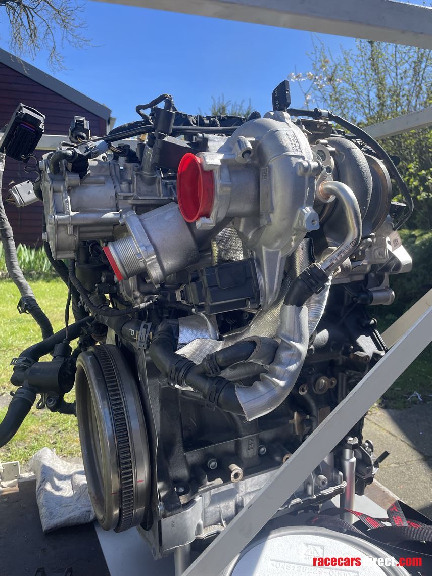 seat-tcr-gen-3-engine