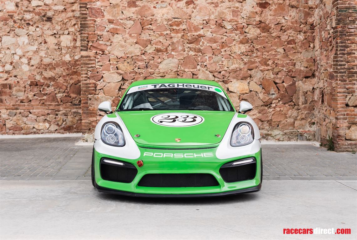 porsche-981-cayman-gt4-clubsport-2016