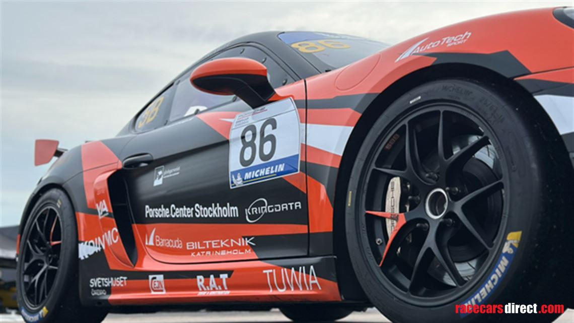 porsche-718-gt4-clubsport-mr