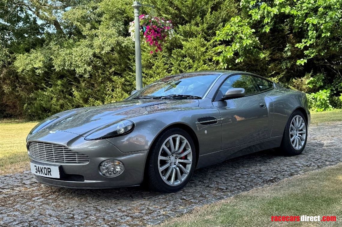 aston-martin-v12-vanquish-22