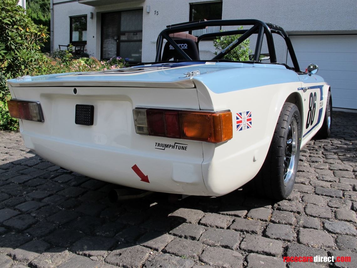 kas-kastner-inspired-triumph-tr6